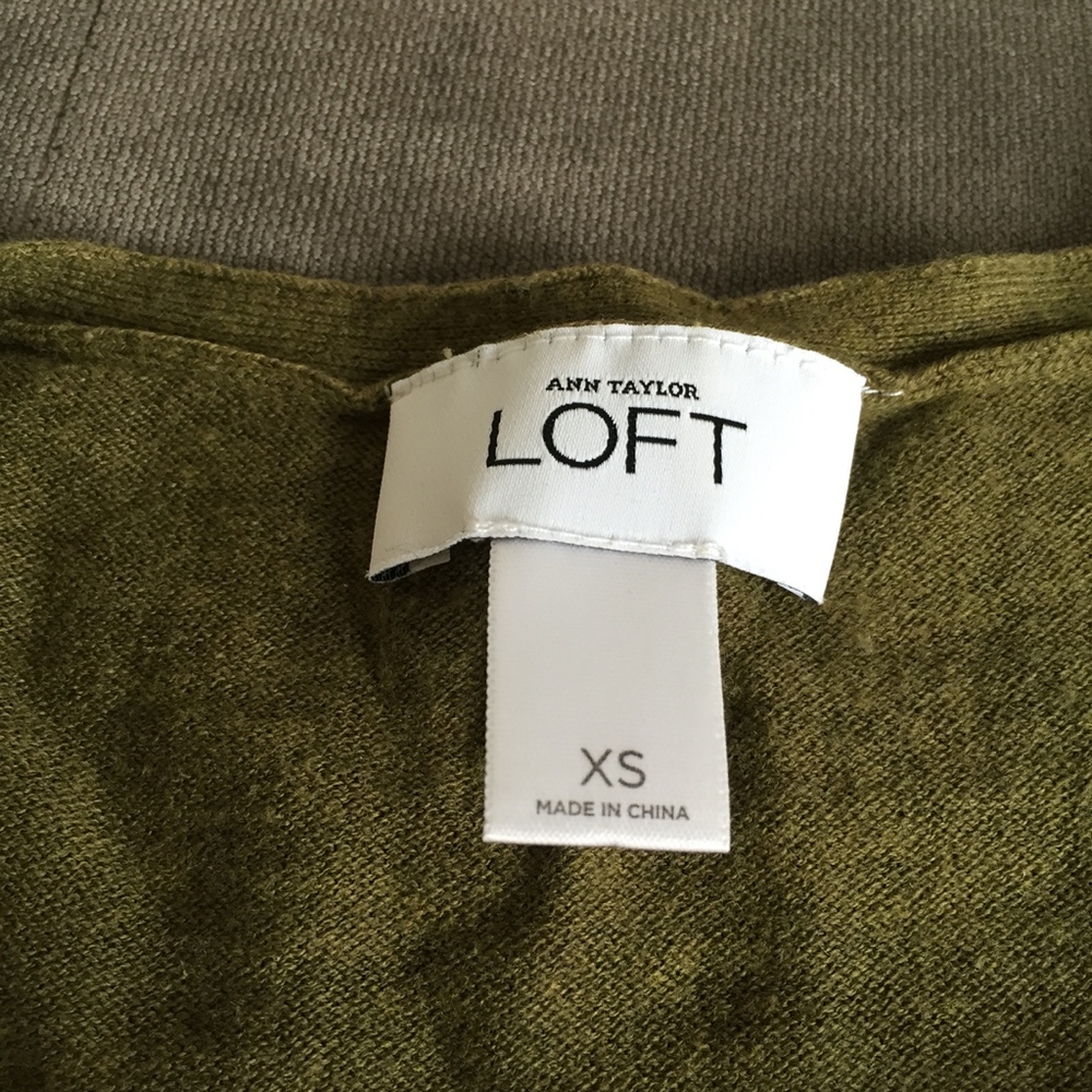 LOFT | Button cuff sweater - Picture 4 of 5